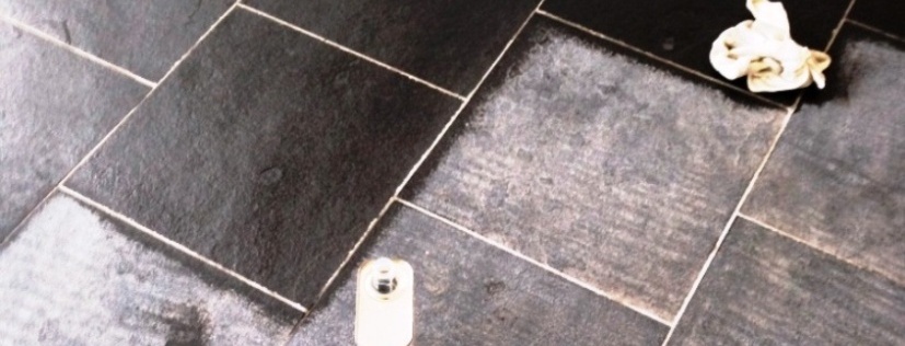 Stone Oil being used by Warwickshire Tile Doctor on Limestone tiled floor